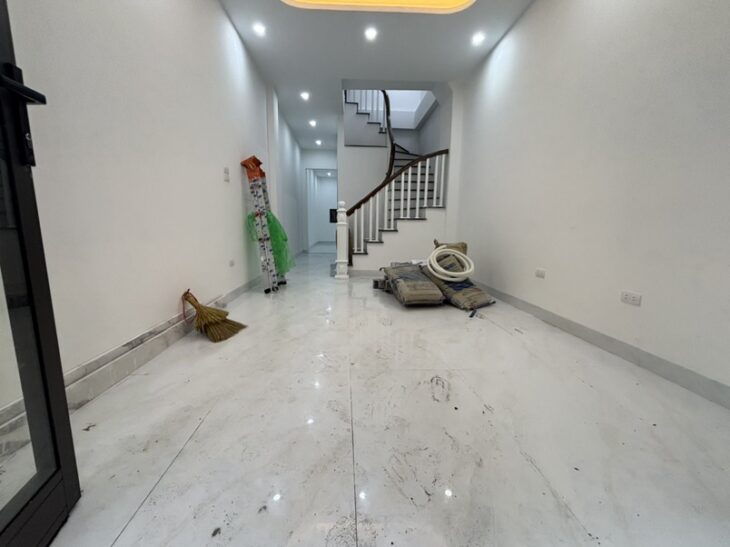 ĐỨC GIANG,LONG BIÊN 10tỷ 50m LÔ GÓC,Ô TÔ ĐỖ CỬA KINH DOANH CHO THUÊ ĐỈNH