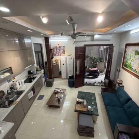 Bán nhà Láng Hạ, Ba Đình, ngõ thông, 35m2, 6 tầng, Mt 5.5m, chỉ 10.5 tỷ