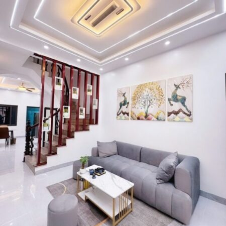 Nhà đẹp Vũ Tông Phan, ô tô cách 10m, 40m2, 4 tầng, chỉ 7,78 tỷ.