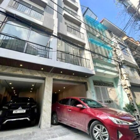 ĐÀM QUANG TRUNG,LONG BIÊN 10tỷ 50m NGÕ THÔNG,THANG MÁY,GARA Ô TÔ