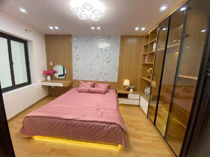 TT Hai Bà Trưng, 1 Bước Lên Phố Cổ, Nhà Đẹp Ở Ngay, Chỉ Hơn 5 Tỷ