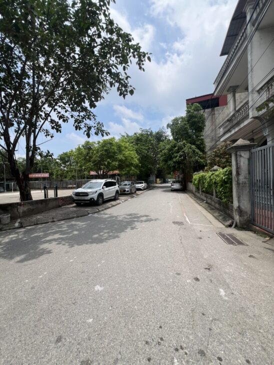 NGUYỄN VĂN LINH,LONG BIÊN 13tỷ 95m NGÕ Ô TÔ THÔNG,KINH DOANH CHO THUÊ ĐÌNH