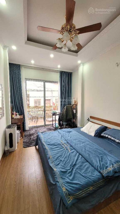 Bán nhà Kim Giang DT 48m2 x 5T, ngõ nông,oto đỗ gần,cực đẹp,thoáng, ở luôn, giá 7.86 tỷ