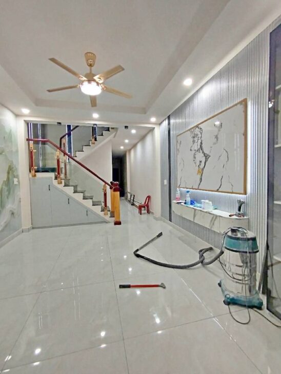 Bán nhà mặt tiền hẻm Phạm Hùng 4×16 chỉ 9 tỷ 8