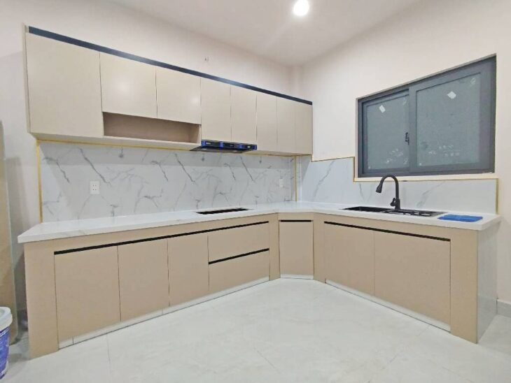 Bán nhà mặt tiền hẻm Phạm Hùng 4×16 chỉ 9 tỷ 8