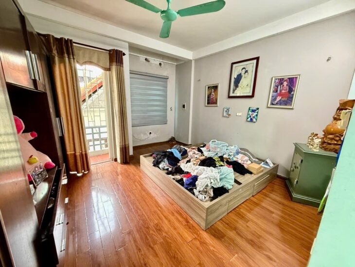 Bán nhà Yên Hoà, Cầu Giấy, ngõ nông, 32m2, 6 tầng, Mt 4.2m, chỉ 8.4 tỷ