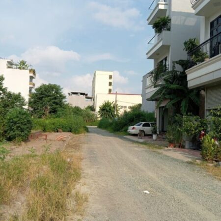 BÁN SIÊU PHẨM ĐẤT DỊCH VỤ TRẠM TRÔI – LÔ GÓC 2 THOÁNG – VỈA HÈ RỘNG 195M – XÂY VP CỰC ĐẸP