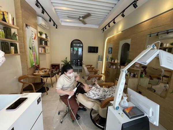 Quận Phú Nhuận ! Sang Rẻ Spa – Gội – Body chuyên trị liệu, Decor Đẹp, Tel : 0337728698 ( chính