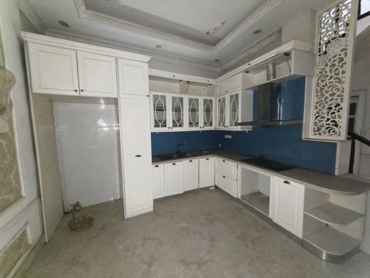 SIÊU HIẾM- Ôtô tránh Đường Xuân Thủy, 2 mặt thoáng 50/64m, 4 Tầng, MT 8m 19 Tỷ