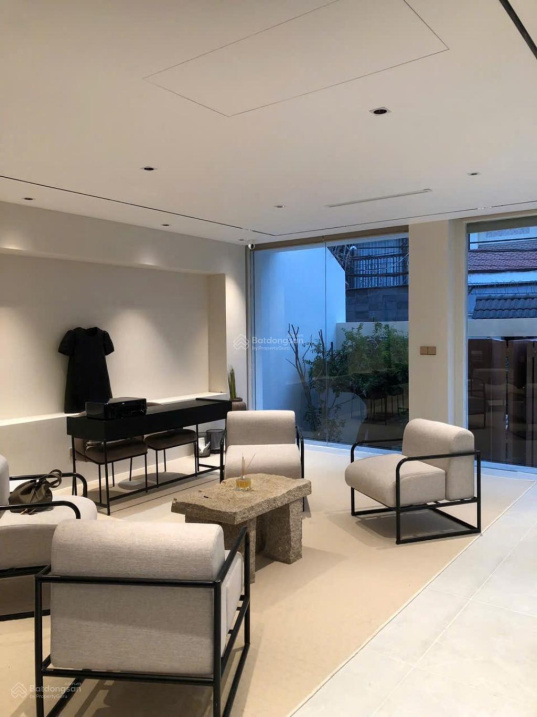BÁN BIỆT THỰ 3 TẦNG – 111m² – Khu Làng Báo Chí, Thảo Điền, Quận 2 – GIÁ 36 TỶ