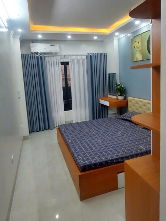 BÁN NHÀ TÔ HIỆU, 5 TẦNG THANG MÁY, 40M2, 10.X TỶ