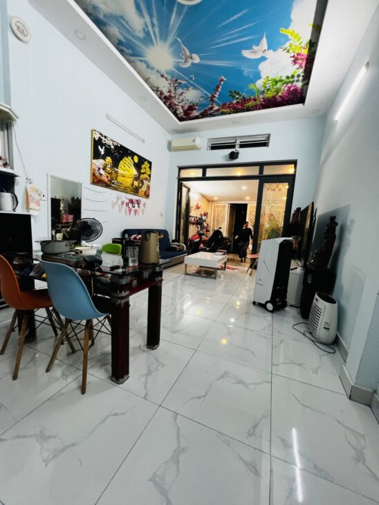 Bán Nhà Phố – Hiệp Bình Phước – Quốc Lộ 13 – Hẻm Xe Hơi 3PN Sổ Riêng. Giá 7,6 Tỷ TL