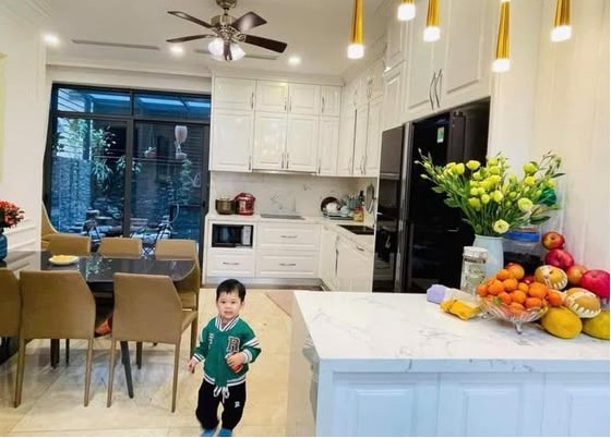 🔥 BÁN NHÀ PHÂN LÔ PHÙNG HƯNG – Ô TÔ VÀO NHÀ – CÓ THANG MÁY – SỔ ĐỎ CHÍNH CHỦ 🔥