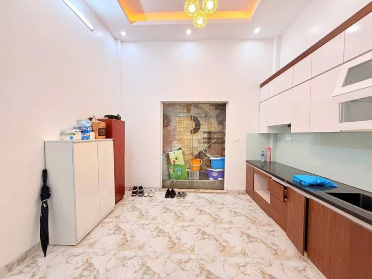 Bán nhà mặt ngõ thông, Kinh doanh tốt – Đào Tấn, Ba Đình 50m2/6T Thang máy 17 Tỷ