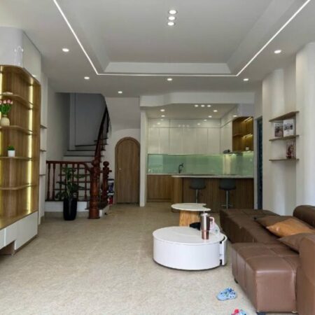 NHÀ MỚI – LÔ GÓC- Ô TÔ TẢI ĐỖ CỬA- Ô TÔ VÀO NHÀ- SÁT MẶT HỒ PHONG THỦY