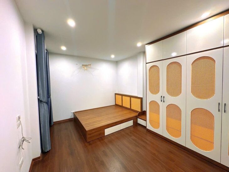 BÁN NHÀ THỤY KHUÊ – 6 TẦNG THANG MÁY – NHÀ ĐẸP Ở NGAY – THÔNG TRÍCH SÀI – HỒ TÂY.