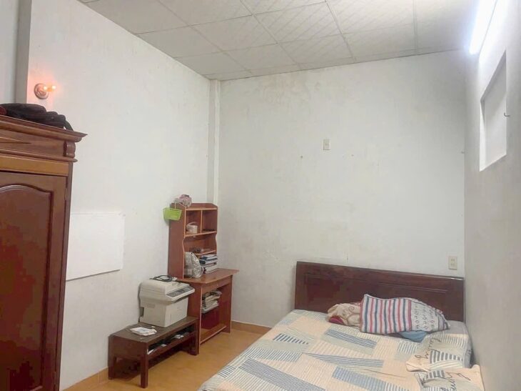 BÁN NHÀ 2 TẦNG ĐƯƠNG 2 Ô TÔ GẦN NHÀ THỜ BA LÀNG GẦN BIỂN VĨNH HOÀ