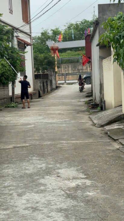 51m Sen Phương, ô tô đỗ cửa. Tc nhỉnh tỷ, sẵn cc