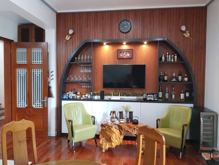 SIÊU BIỆT THỰ-Khu Vườn Đào (Lạc Long Quân) 185m/ 5Tầng (Có Hầm), MT 25m 125 Tỷ