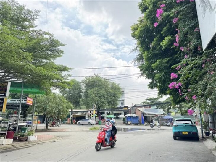 Khu phân lô sát mặt tiền Lã Xuân Oai – chỉ hơn 4 tỷ – diện tích 55m² – ngang 4.5m