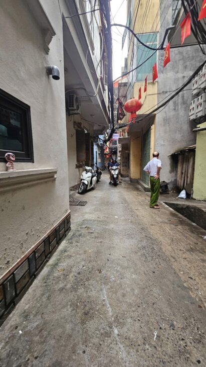 B.ÁN NHÀ TẠI HOÀNG HOA THÁM – NHÀ DÂN XÂY – GIÁ ĐẦU TƯ – DÂN TRÍ CAO – NGÕ RỘNG