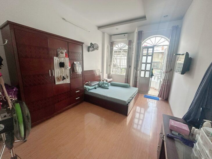 BÁN NHÀ TTTP 3 TẦNG HẺM TRƯƠNG ĐỊNH PHƯỚC HOÀ
