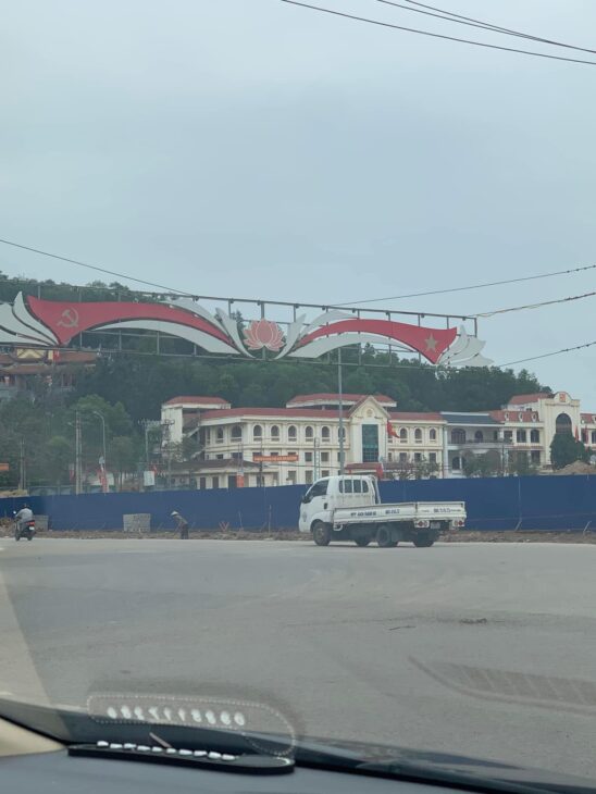 CẦN RA GẤP 1 LÔ ĐẤT HƯƠNG MẠC- TỪ SƠN ( SÁT VÁCH ANH ĐÔNG ANH )