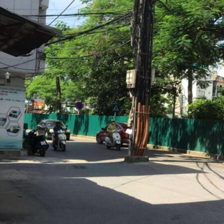 TRƯƠNG ĐINH – TÂN MAI – 10M RA Ô TÔ – NHÀ 5 TẦNG MỚI KOONG 7 TỶ