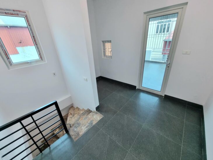 Bán nhà phố Khương Trung -TX, 25m2 ngõ thông – kinh doanh đỉnh – nhà mới – chỉ 5,38T