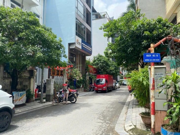 Bán nhà Lạc Long Quân lô góc oto thang máy gần phố 81m 7tầng 25,3 tỷ