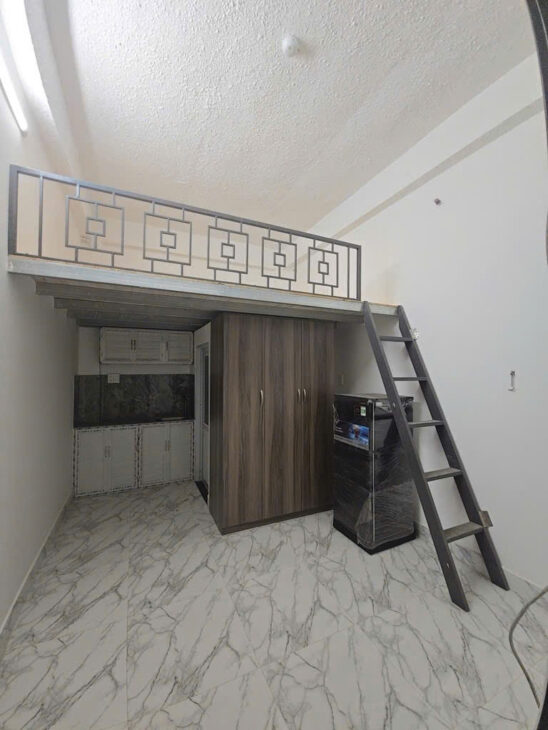 CHDV Dòng tiền gần 900tr/năm, mặt tiền TL15 gần Ngã Tư Ga, 146m2, 6 tầng, hầm, 19 phòng