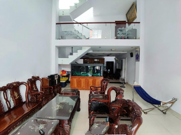 SIÊU HIẾM 12×18 – CHỈ 24 TỶ – 5 ÔTÔ NGỦ TRONG NHÀ