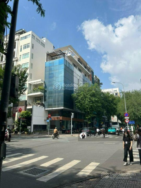 Chính Chủ Cho Thuê Tòa Nhà Góc 2 Mặt Tiền – 55 Trương Định & Võ Văn Tần, Q3 – Hầm + 5 Lầu, DT 115m²