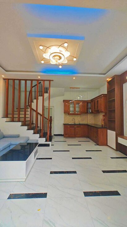 Vĩnh Hưng, Lĩnh Nam, Nhà 5 Tầng, 3 Ngủ, 1 Bước Ra Phố, Chỉ Hơn 5 Tỷ