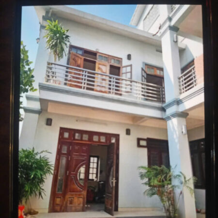GIA ĐÌNH TÔI CÀN BÁN GẤP NHÀ 3 TẦNG VỊ TRÍ ĐẸP GẦN CHỢ ĐẦU MỐI HOA QUẢ