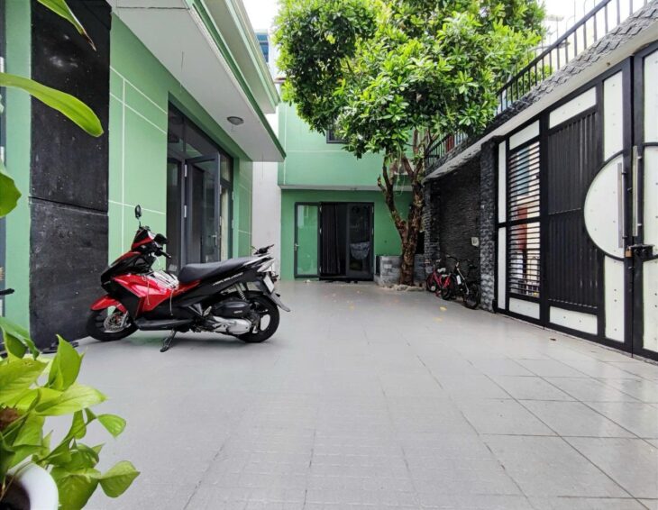 SIÊU HIẾM 12×18 – CHỈ 24 TỶ – 5 ÔTÔ NGỦ TRONG NHÀ