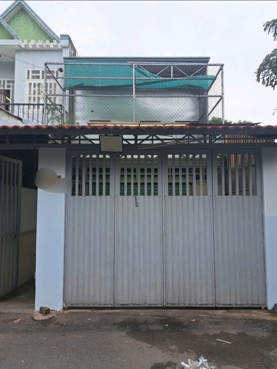 BÁN NHÀ ĐÔNG HÒA DĨ AN – HẺM XE HƠI – 5 PHÒNG NGỦ – CHỈ 100M RA QUỐC LỘ 1K-7-4.7TY