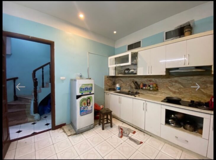 Bán nhà Cầu Giấy, 60m2, 4 tầng, Mt 5.9m, chỉ 13.2 tỷ