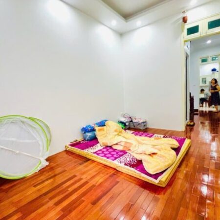 Bán nhà Trần Quý Kiên, Cầu Giấy, phân lô ô tô tránh, 42m2, 6 tầng, chỉ 18.6 tỷ