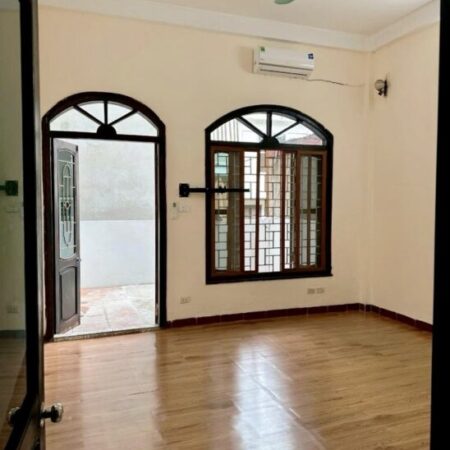Bán nhà Nguyễn Khánh Toàn, Cầu Giấy, 67m2, 4 tầng, Mt 4.3m, chỉ 14 tỷ Bán nhà Nguyễn Khánh Toàn, Cầu Giấy, 67m2, 4 tầng, Mt 4.3m, chỉ 14 tỷ