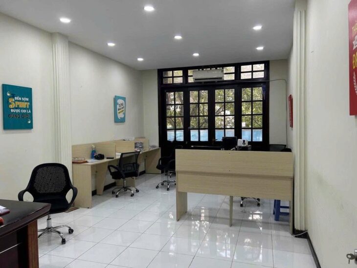 Cho thuê nhà MT Chu Văn An, P.26, 4x14m, 1 trệt, 2 lầu, 4pn, 4wc, 25tr, TL