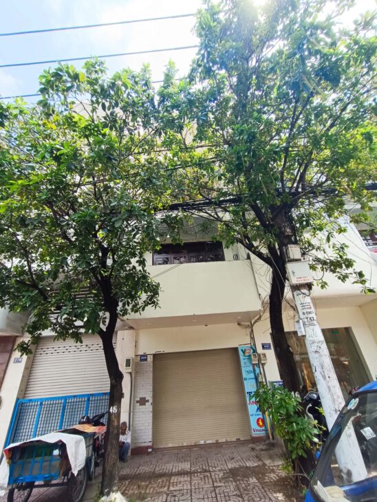 Cho thuê nhà MT Chu Văn An, P.26, 4x14m, 1 trệt, 2 lầu, 4pn, 4wc, 25tr, TL