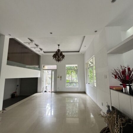 Chỉ 170 triệu/m² – Sở hữu biệt thự 288m² mặt tiền 12m tại khu VIP Quận 7