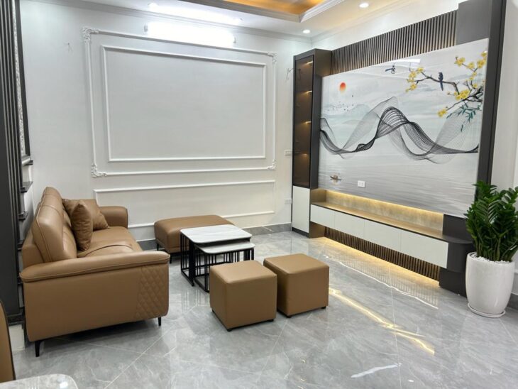 Bán nhà ngõ 40 phố Tô Vĩnh Diện- Gần phố- Thiết kế hiện đại- 2 thoáng- full nội thất sịn sò- 37m2