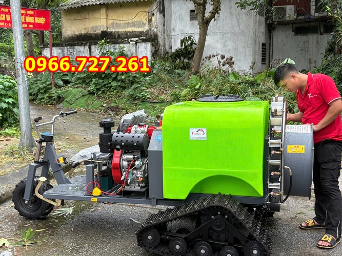 Xe phun thuốc di động ngồi lái Turbo PT300 – Giải pháp cơ giới hóa hiệu quả cho nhà nông hiện đại