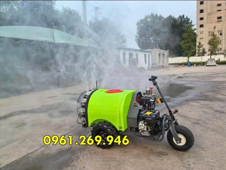Xe phun thuốc di động ngồi lái Turbo PT300 bình 300L