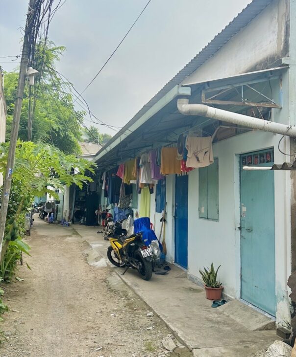 Bán đất Linh Chiểu- Thủ Đức, 260m2, sổ hồng riêng, giá chỉ 9 tỷ 500 TL