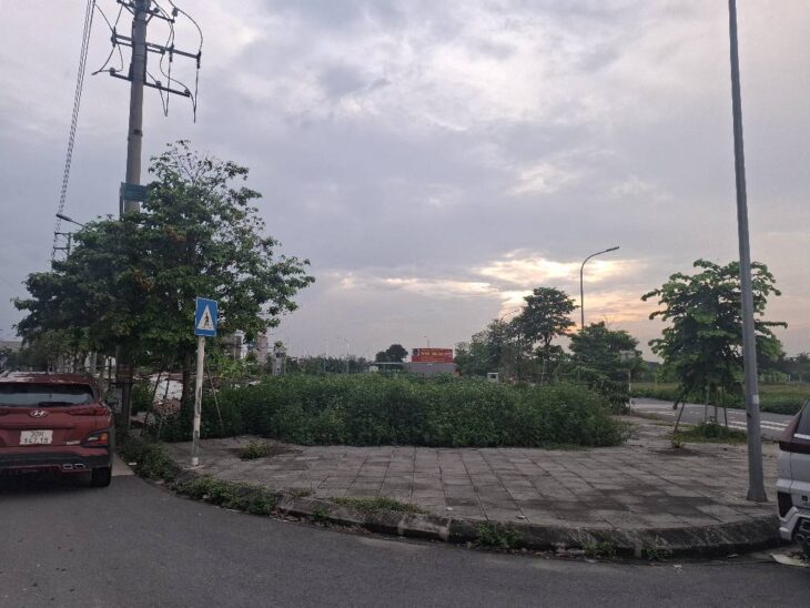 Bán Đất Đông Hội Đông Anh – Hàng xóm vin cổ Loa – Tái định cư bộ công an – 90m m mặt tiền 6m – oto