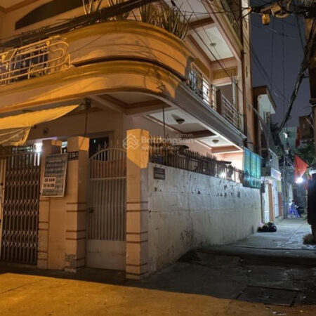 Bán nhà Bình Thạnh gần Thị Nghè-2 Lầu HẺM XE HƠI cách 15M- 42M2-Chỉ 5.2 đồng