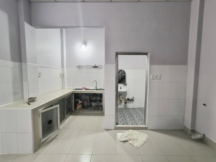 NGAY CONG VIÊN LÀNG HOA GÒ VẤP CÓ NHÀ